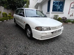 Mitsubishi Lancer 2003 White