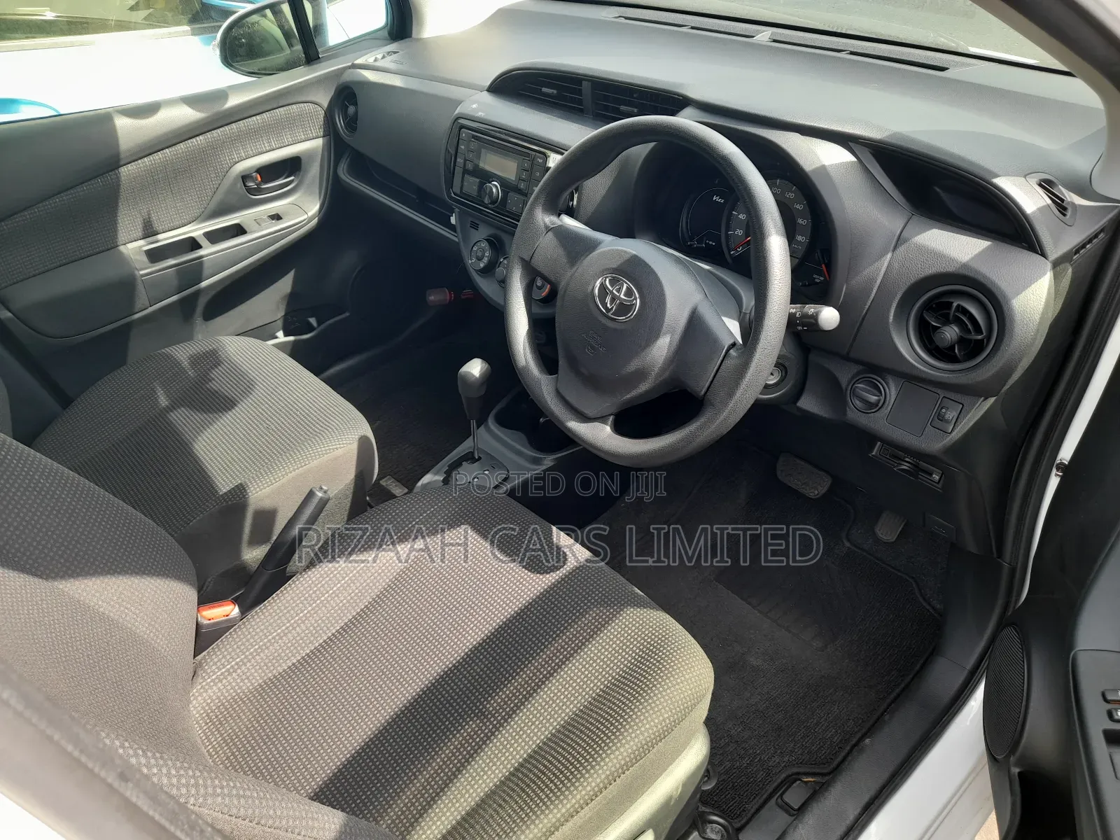 Toyota Vitz 2018 White