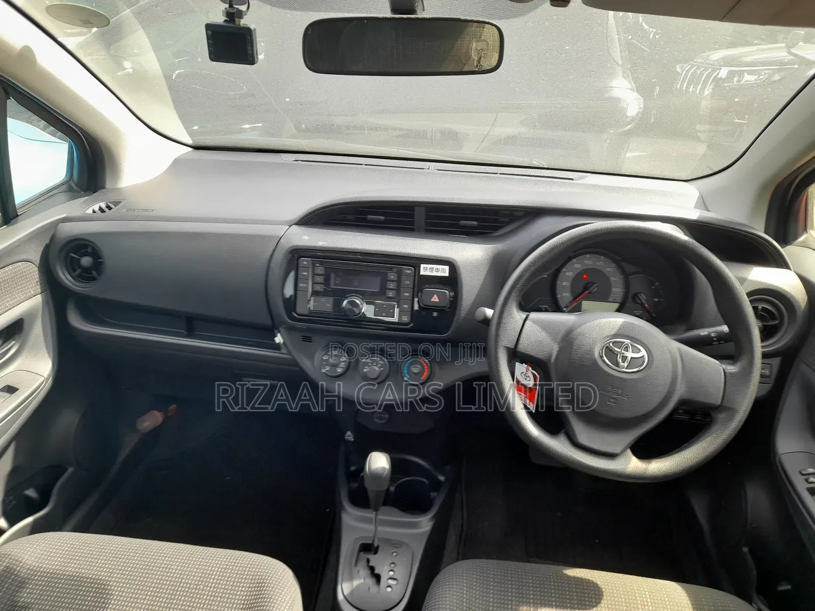 Toyota Vitz 2018 White