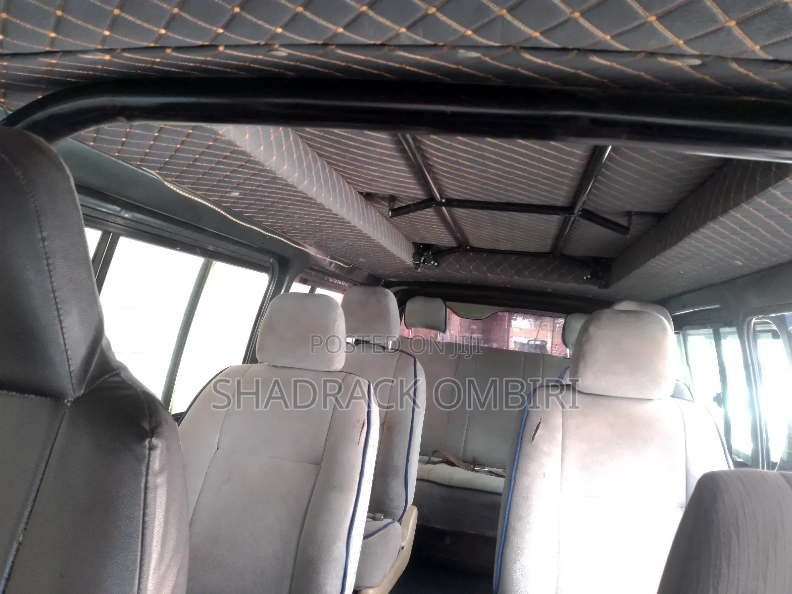 Toyota HiAce 2011 Green