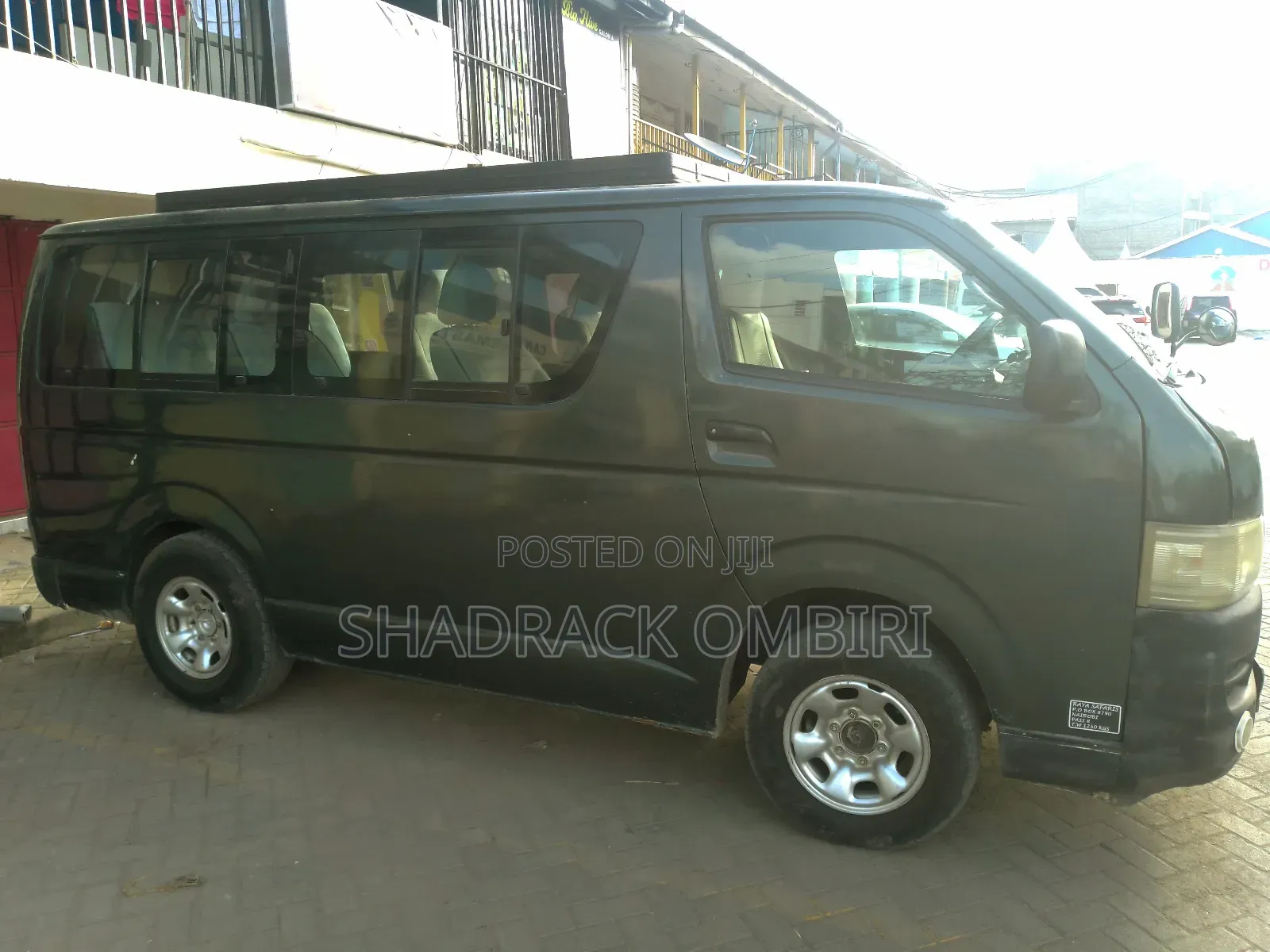 Toyota HiAce 2011 Green