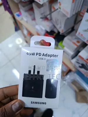 Samsung 45w Pd Adapter, a Usb-C Wall Charger.