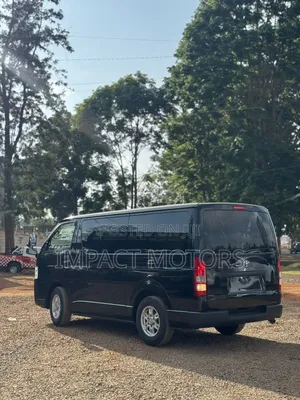 Toyota HiAce 2019 Black