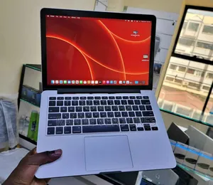 Laptop Apple MacBook Pro 2015 8GB Intel Core i5 SSD 256GB