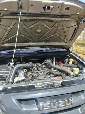Isuzu D-MAX 2019 Silver
