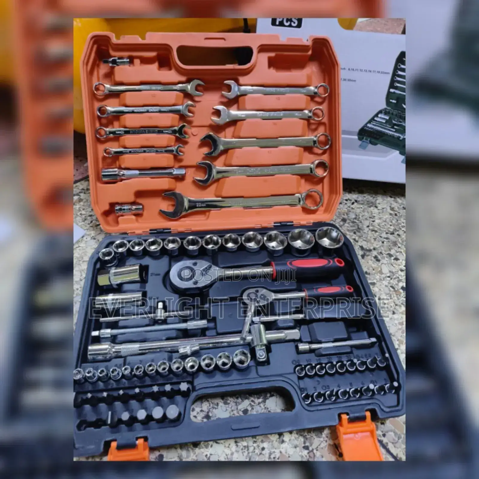 82 PCS Mechanical Toolkit