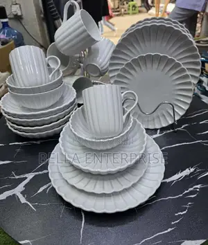 30pcs Ceramic Set.European Scallapoed Ceramic Porcelain Dinnerware