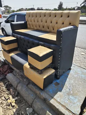 Salon Pedicure Nail Seats, Gold and Black