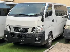 Nissan Caravan (Urvan) 2018 White