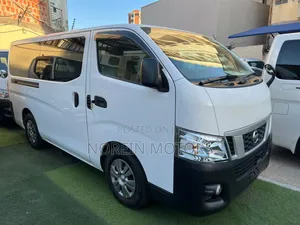 Nissan Caravan (Urvan) 2018 White