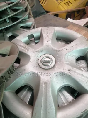 Wheelcaps Nissan March