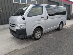 Toyota HiAce 2020 Silver