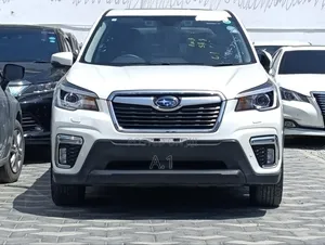 Subaru Forester Touring AWD 2019 White