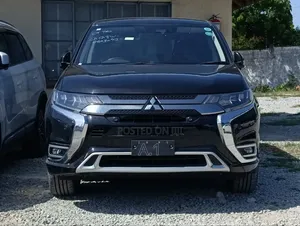 Mitsubishi Outlander 2.0 PHEV AWD 2019 Black