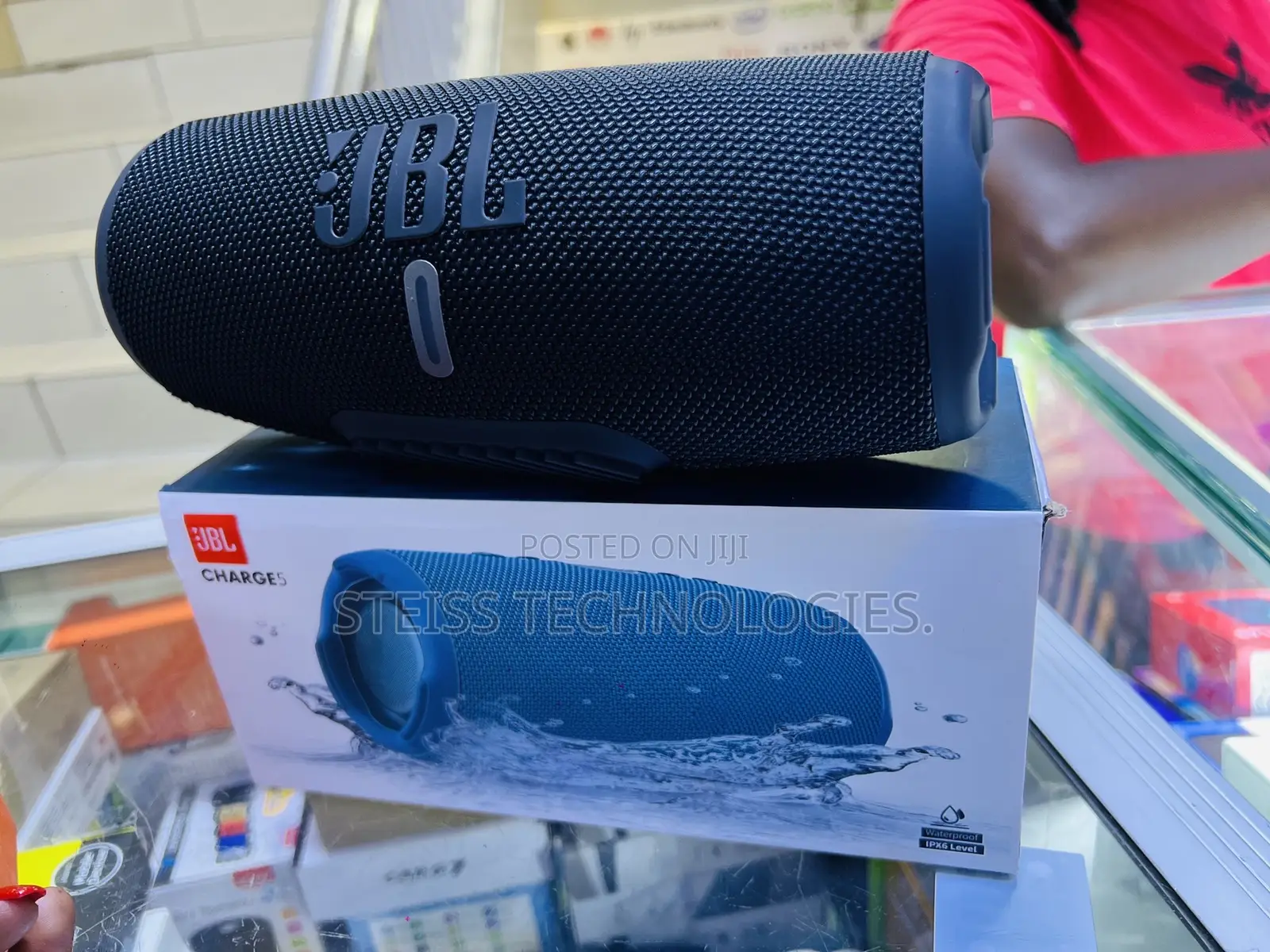 JBL Charge 5 Bluetooth Speaker