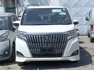 Toyota Esquire 2.0 FWD (7 seater) 2019 White