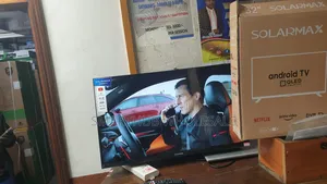 Solarmax 32 Inches Smart Frameless Tv