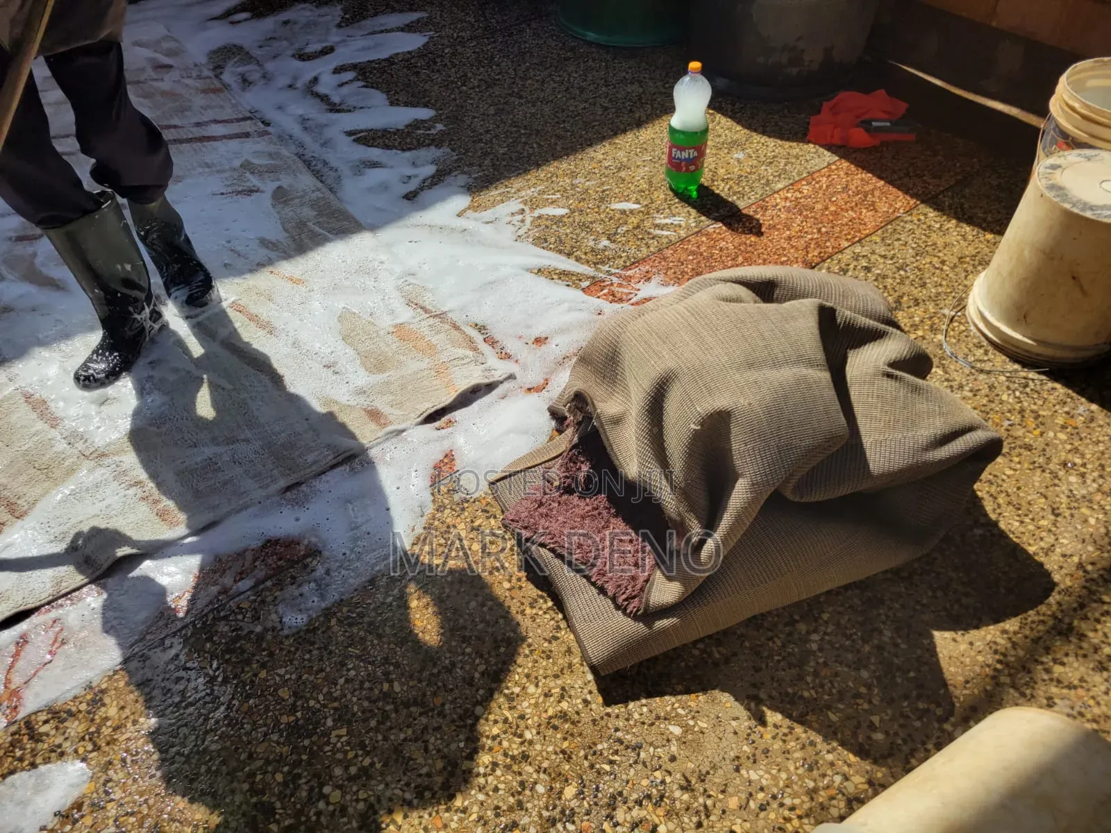 Mats And Carpets Cleaning