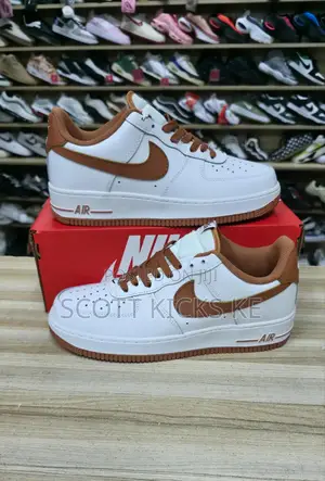 Nike Airforce 1 Peacan White