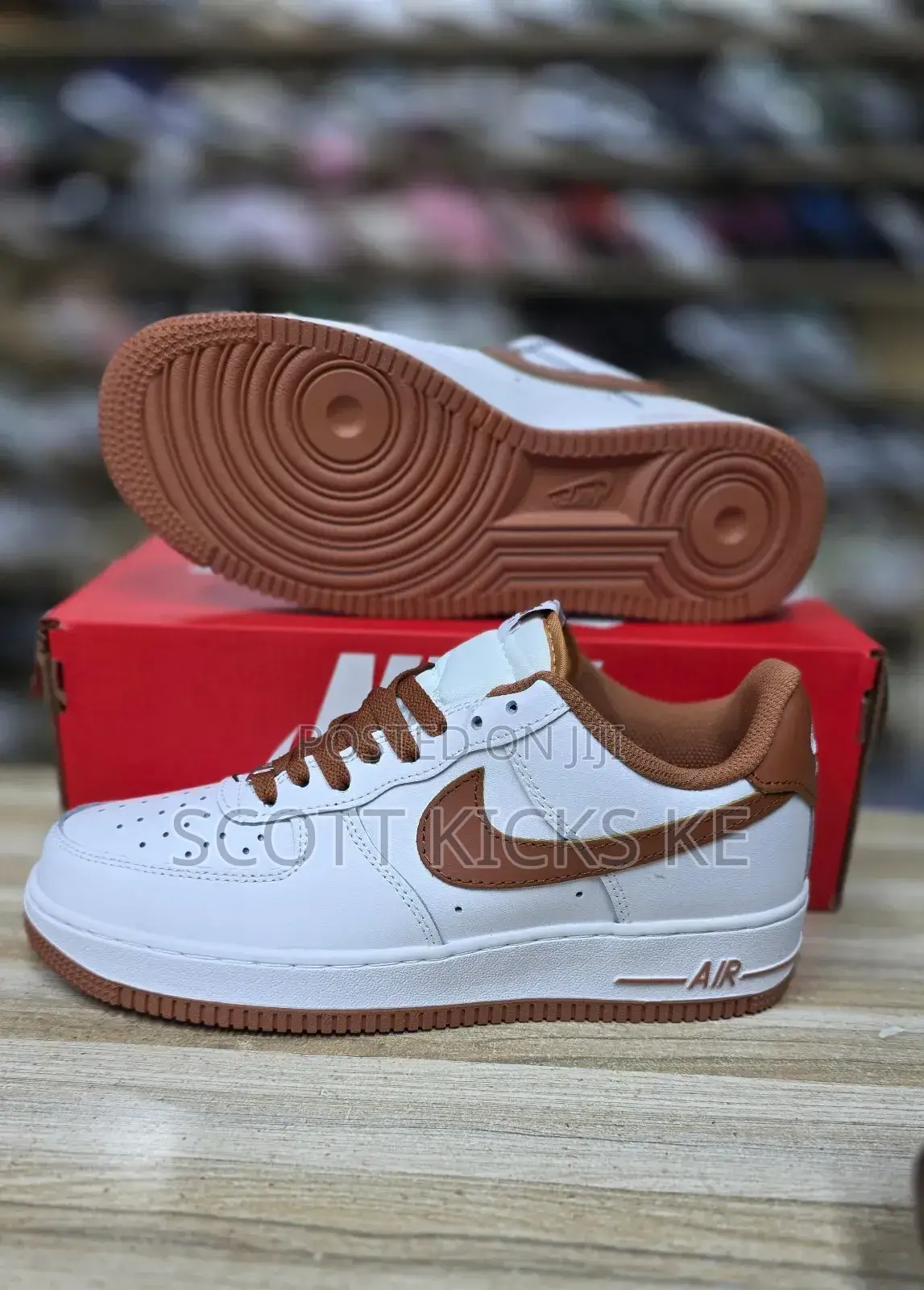 Nike Airforce 1 Peacan White