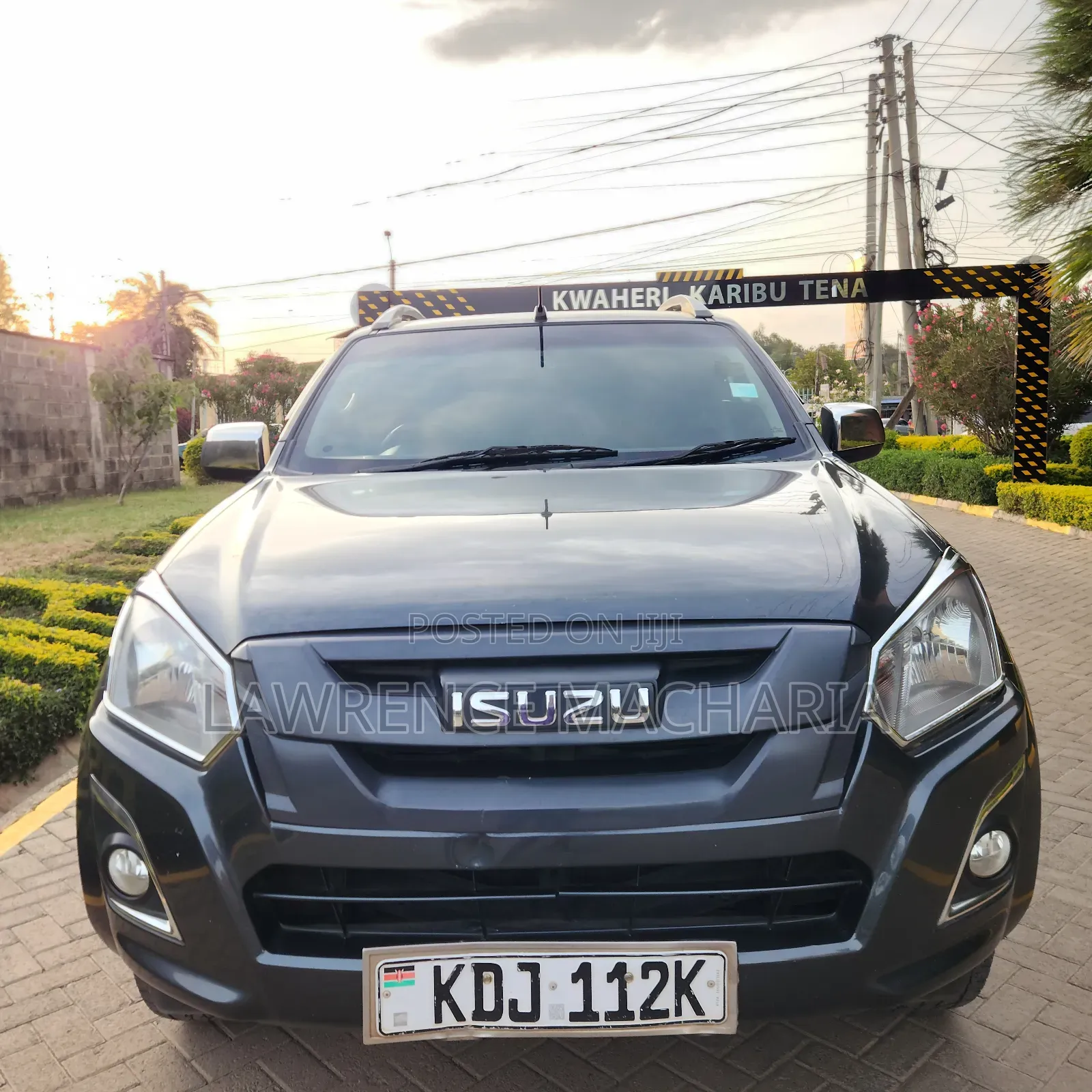 Isuzu D-MAX 2023 Gray