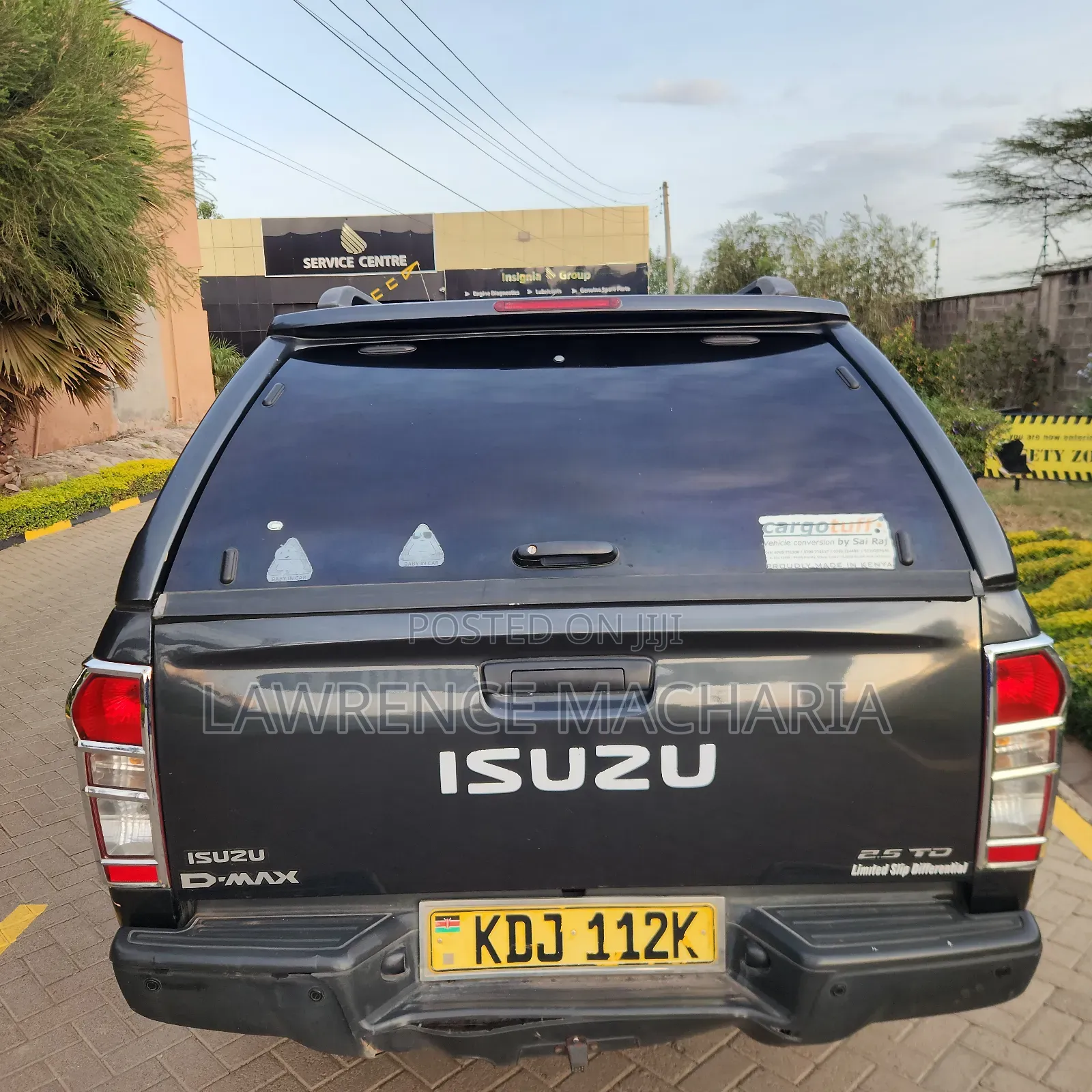 Isuzu D-MAX 2023 Gray