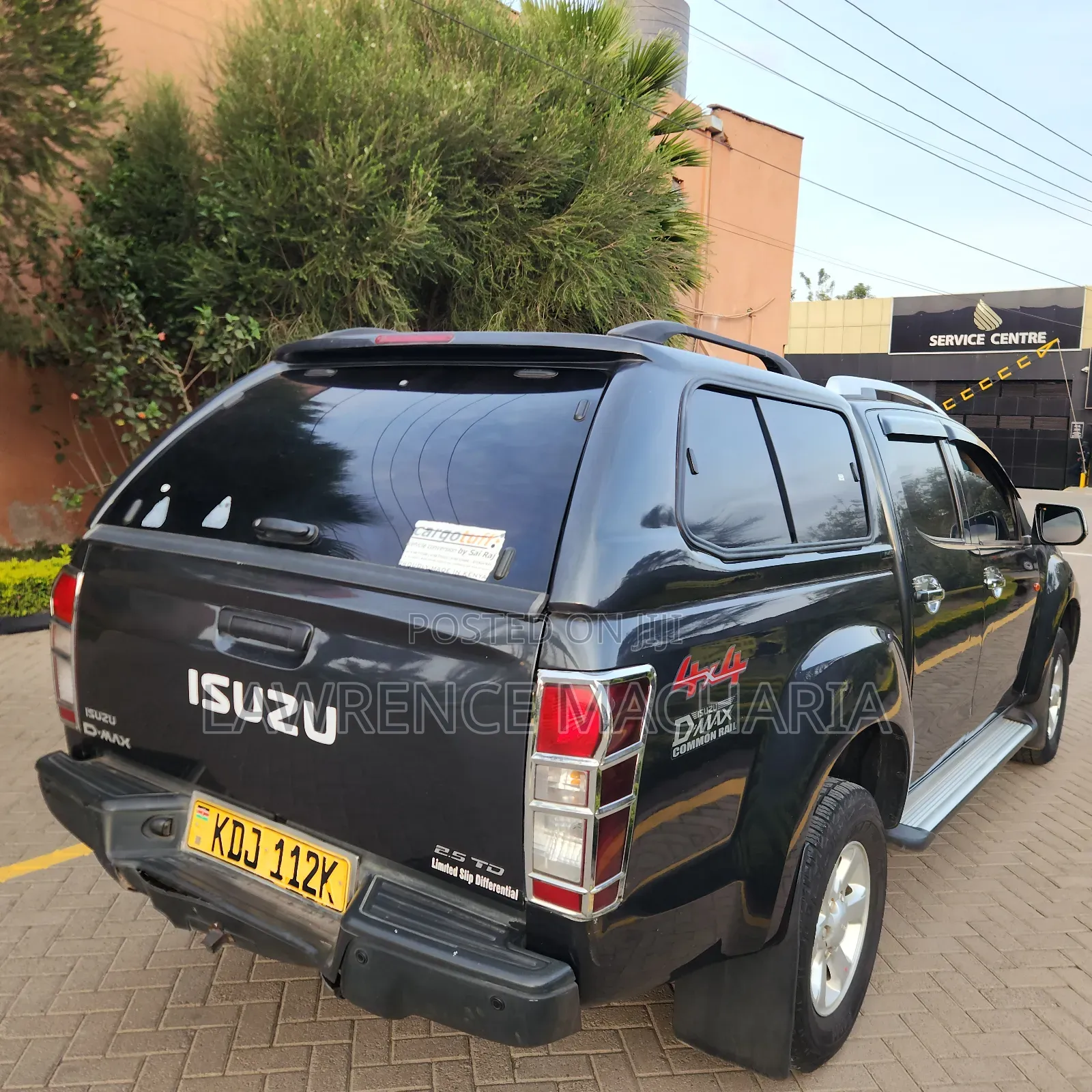 Isuzu D-MAX 2023 Gray