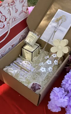 Self-Care Pre-Packaged Valentines Ladies Gift Set *
