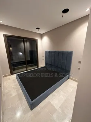 Low Base Bed Size 5 by 6.