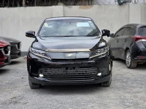 Toyota Harrier 2.0 2019 Black