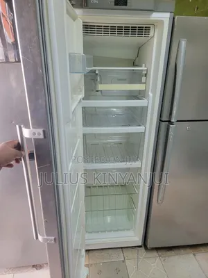 Free Standing Upright Freezer 500l