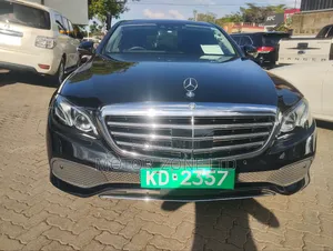 Mercedes-Benz E400 2018 Black