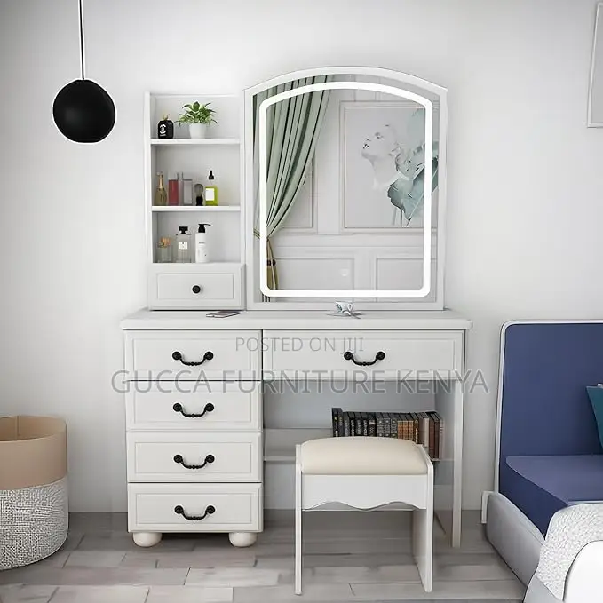 Modern Bedroom Make Up Dressing Table