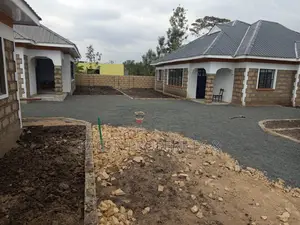 4bdrm Bungalow in Kiserian for sale