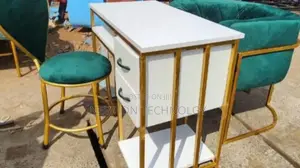 Salon Nail Table and Chair