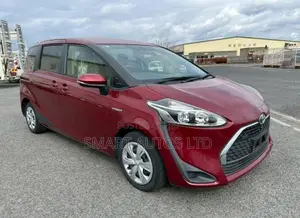 Toyota Sienta 1.5 Hybrid FWD 2019 Red