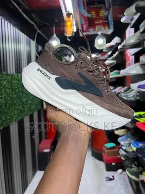 Brooks Glycerin Max