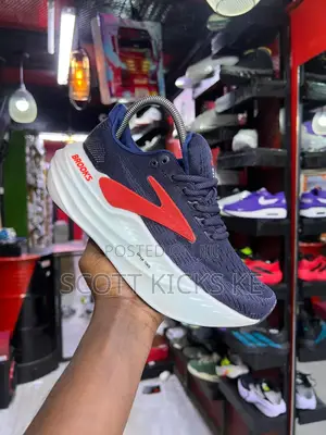 Brooks Glycerin Max