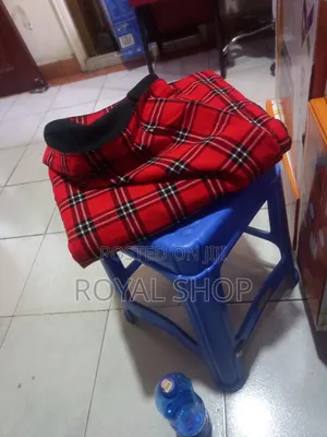 Masai Shuka With Fleece Blanket