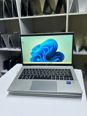 Laptop HP EliteBook 830 G8 16GB Intel Core I5 SSD 512GB