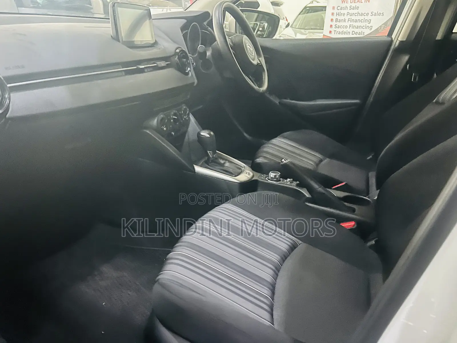 Mazda 2 2020 White