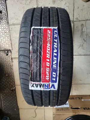 225/40z R18 Vinmax