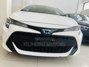 Toyota Corolla 2021 White
