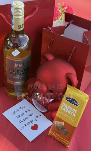 Chocolate/ Wine Valentines Ladies Gift Set