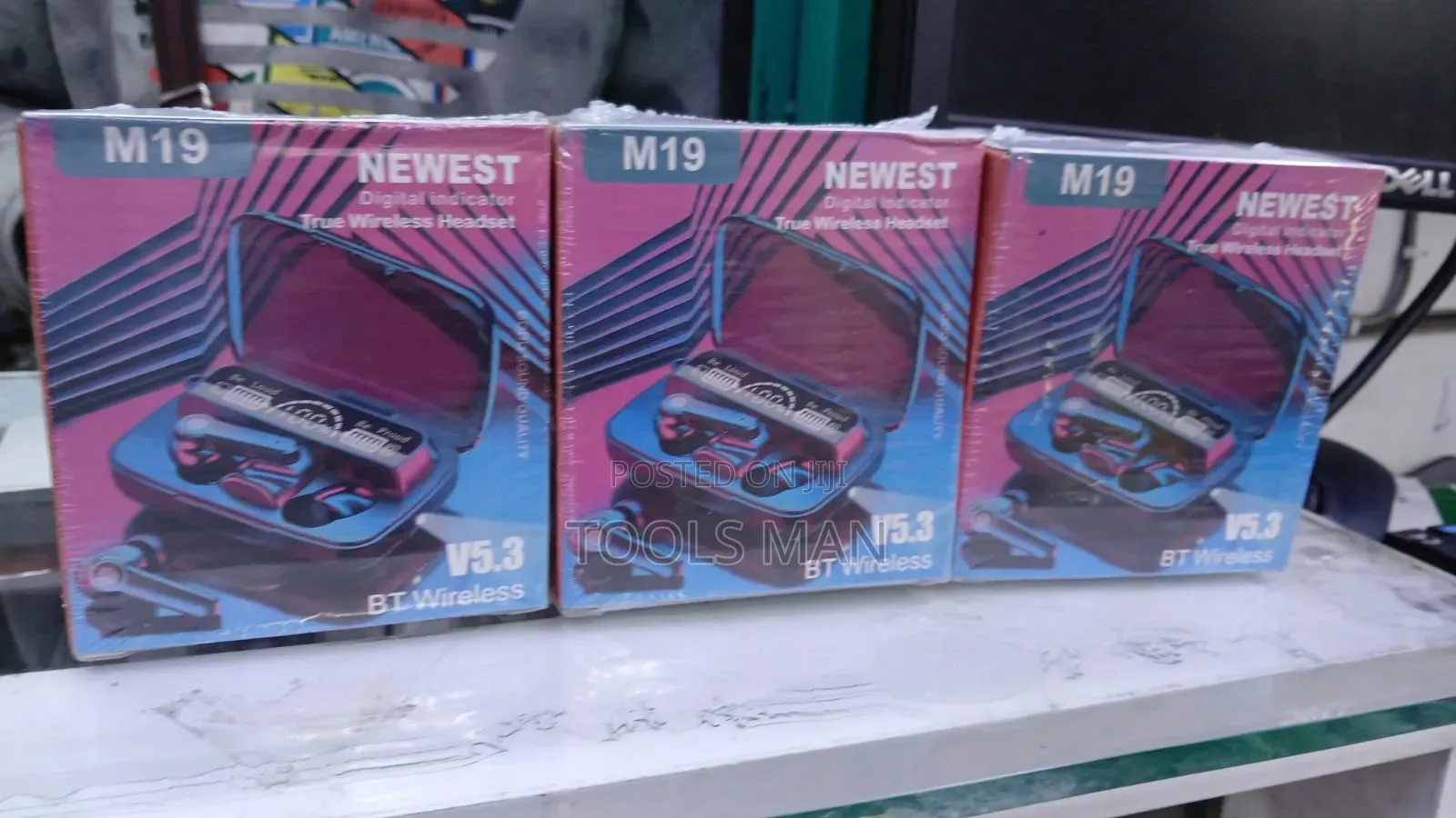 M19 True Wireless Headset.