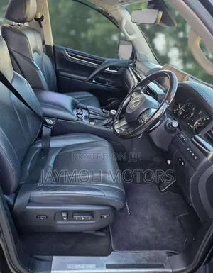 Lexus LX 2018 Gray