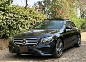 Mercedes-Benz E200 2020 Black