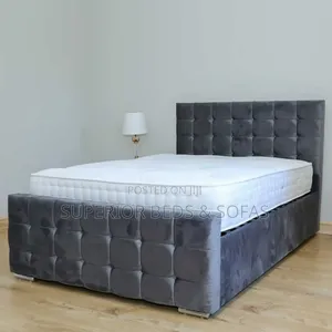 Grey Tufted Velvet Bed Size 5 by 6