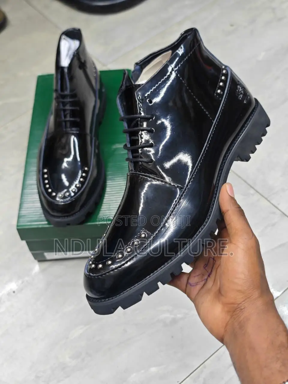 Boots Official