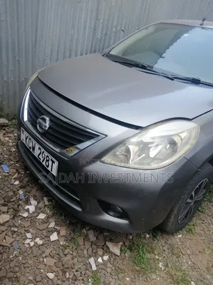 Nissan Latio 1.2 2012 Gray